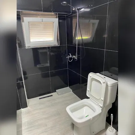 New New Bazaar Appartement Tirana