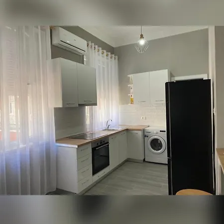 Διαμέρισμα New New Bazaar Τίρανα