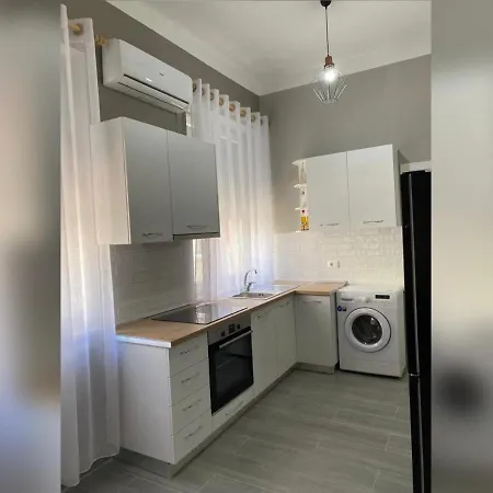 New New Bazaar Appartement Tirana