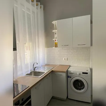 New New Bazaar Appartement
