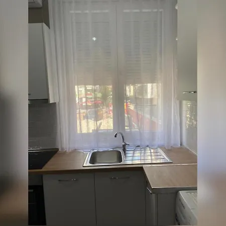 New New Bazaar Apartamento Tirana